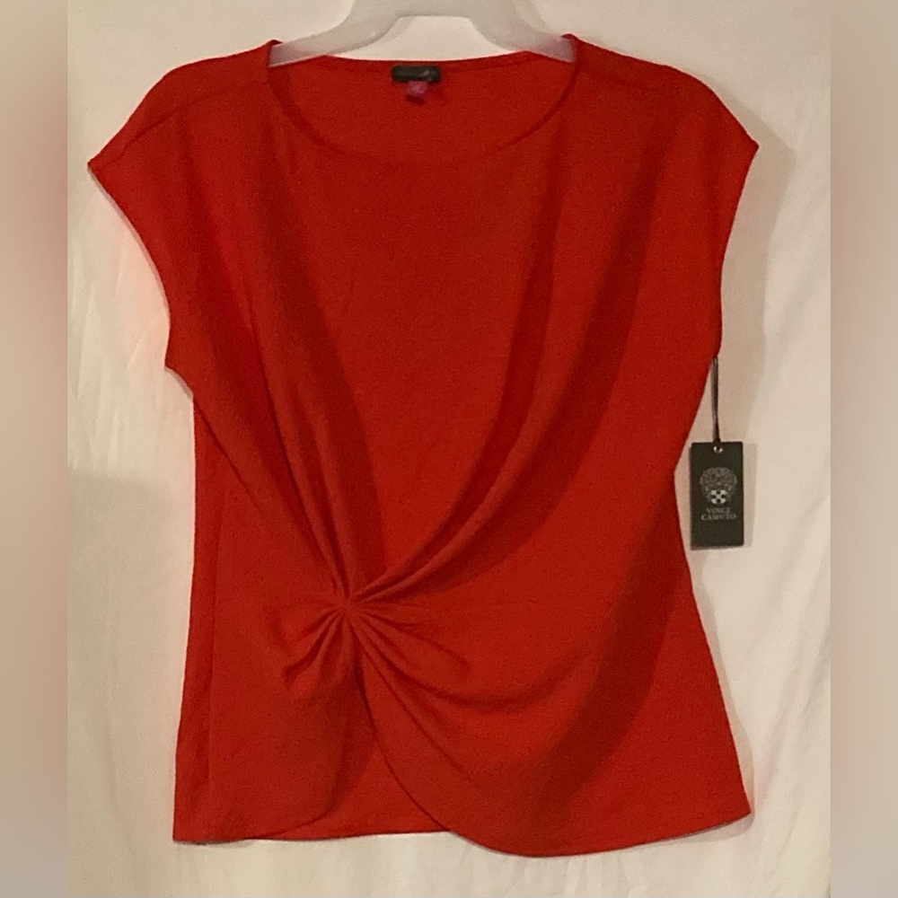 Vince Camuto Red Sleeveless Top Women’s Size M NWT